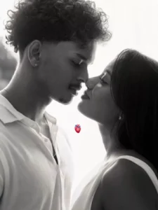 B&W Couple Ai Photo Editing Prompt