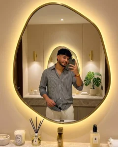 Boys Mirror Selfie Ai photo Editing Prompt