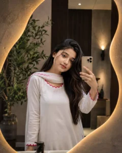 Trending Stylish Mirror Selfie Ai photo Editing Prompt