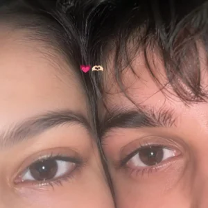 Viral Coupls Half Face Ai Photo Editing Prompt